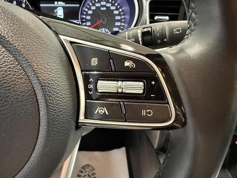 Kia Ceed 1.5 T-GDI 118kW Top SW - fotka 9 z 13