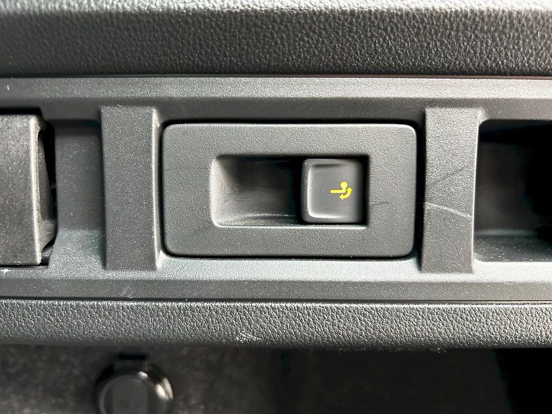 Škoda Octavia (2024) Combi 2.0 TDI 147kW DSG 4x4 RS - fotka 33 z 35