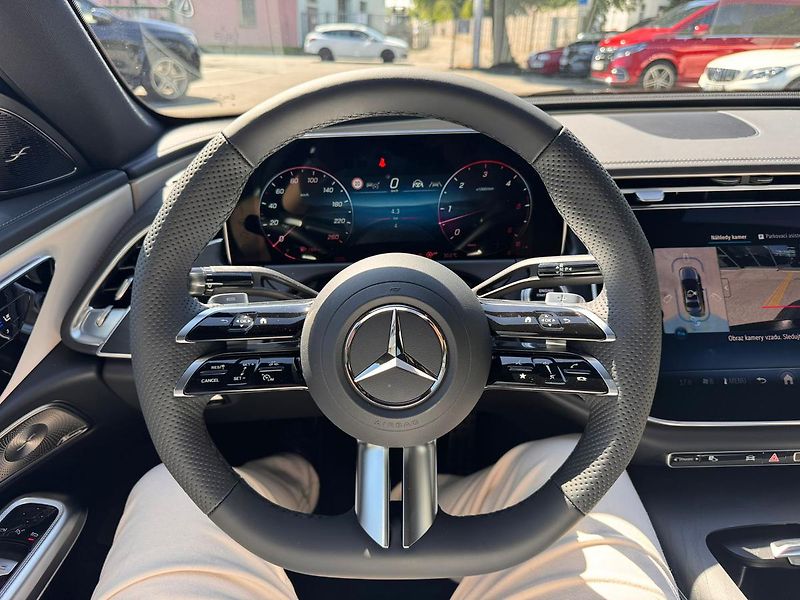 Mercedes-Benz Třídy E (2026) E 450 d 4MATIC - fotka 12 z 24