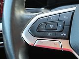 Volkswagen Golf (2020) 2.0 TDi, ČR, Life - náhled 17