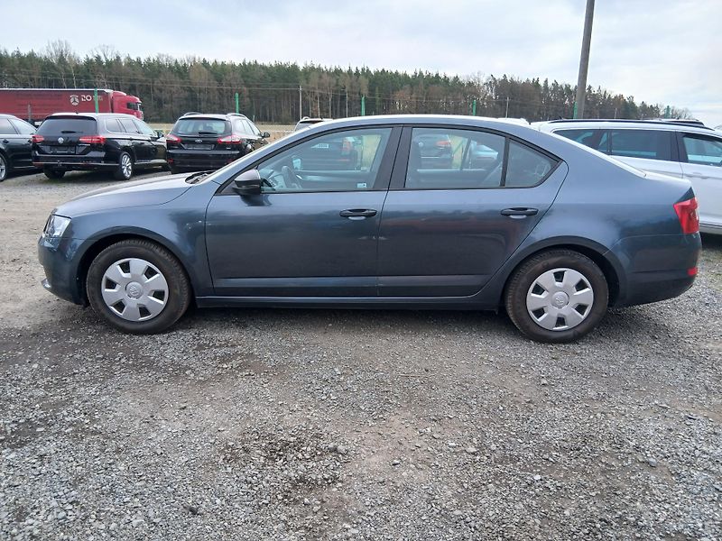 Škoda Octavia 1.2 TSI, 99tis km najeto - fotka 15 z 32
