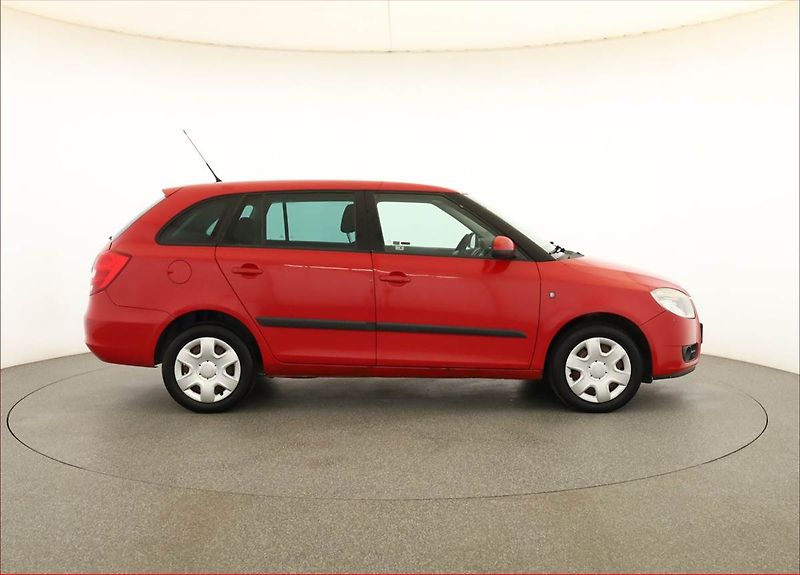 Škoda Fabia (2009) 1.2 12V, Serv.kniha, po STK - fotka 6 z 15