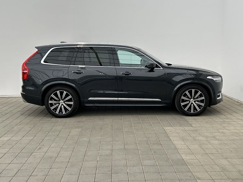 Volvo XC90 2.0 B5 4x4 Inscription - fotka 7 z 36