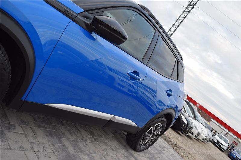Peugeot 2008 0,0 100KW GT NAVI 360° KAMERA - fotka 8 z 47