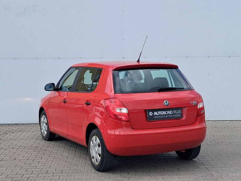 Škoda Fabia 1.2 HTP / 51 kW - fotka 7 z 21