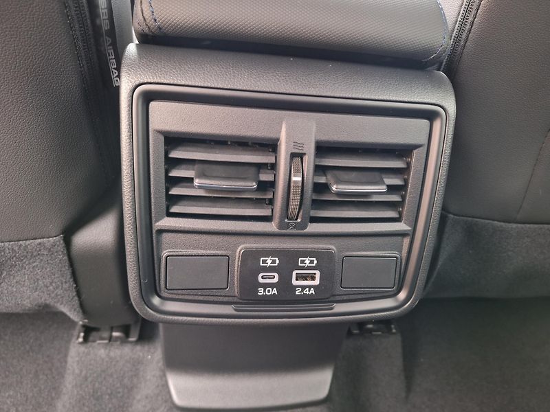 Subaru Forester (2026) Touring -87.000 Kč - fotka 8 z 16