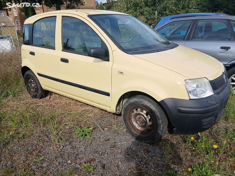 Fiat Panda 1.1i, utržené rameno, pojízdné - fotka 1 z 9