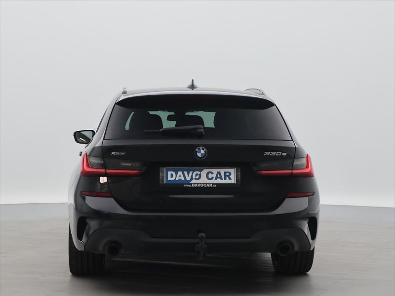 BMW Řada 3 2,0 330e xDrive M-Paket Laser - fotka 6 z 40
