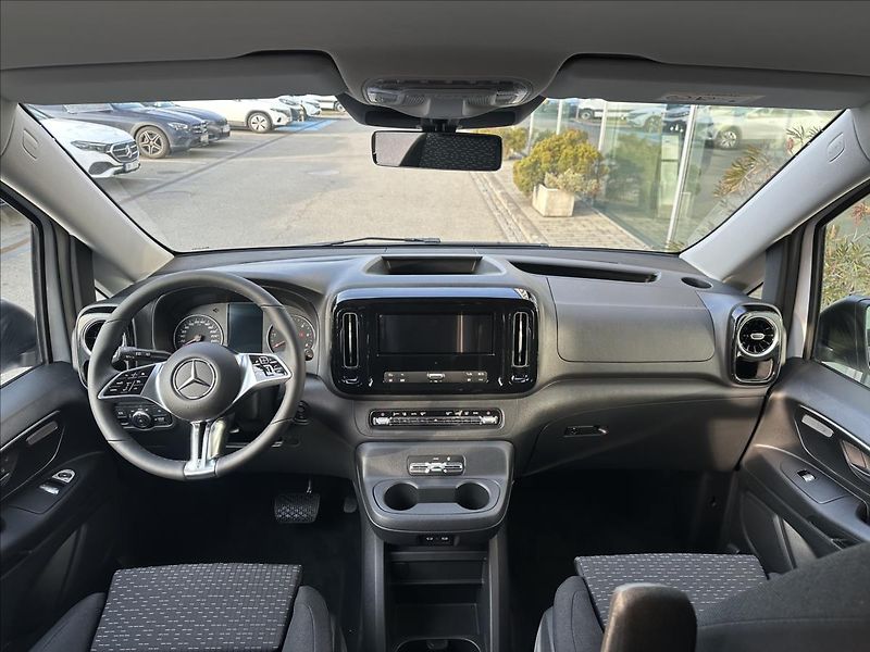 Mercedes-Benz Vito (2025) 2,0 119 CDI Tourer Select L 4x - fotka 11 z 22