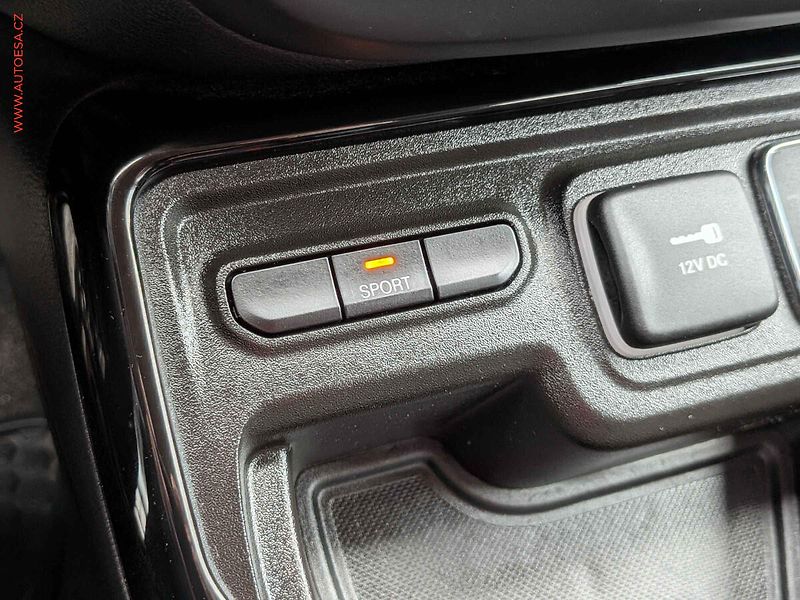 Jeep Compass (2021) 1.3 T, 2.maj,ČR, ACC, xenon - fotka 17 z 18