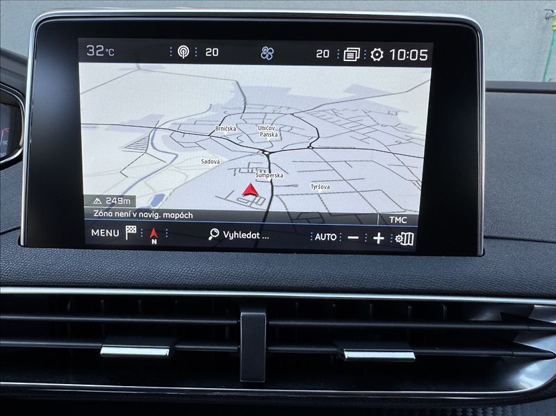Peugeot 3008 1,2 i ALLURE DPH 1.maj původČR - fotka 34 z 50