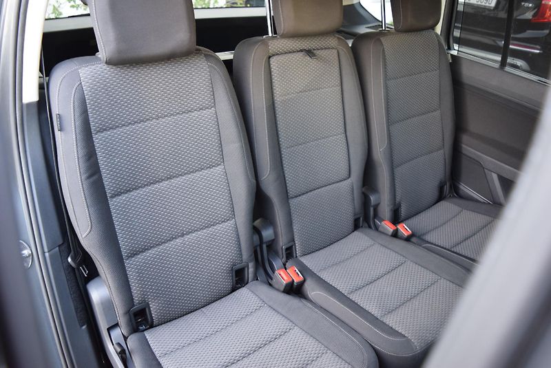 Volkswagen Touran (2017) 1.4TSI 110kw CLBMT NAVI TAŽNÉ - fotka 39 z 48