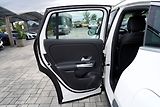 Mercedes-Benz GLA 200d Progressive/AT9/MBUX - náhled 20