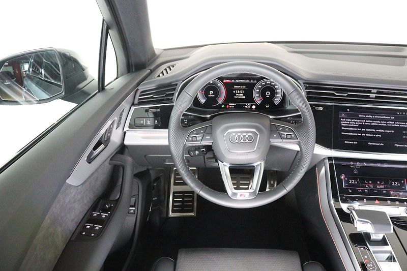 Audi Q7 S LINE 50 TDI QUATTRO - fotka 21 z 26