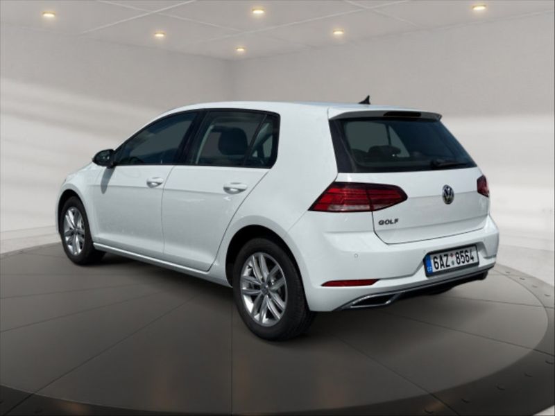 Volkswagen Golf 1,5 TSI 110 Highline DSG - fotka 3 z 10