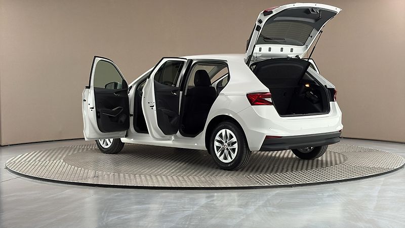 Škoda Fabia 1.0 TSI Style - fotka 7 z 22