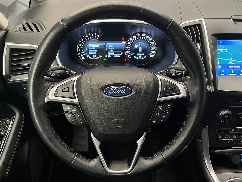 Ford S-MAX 2.0 EB Titanium manuál 7 míst - fotka 8 z 63