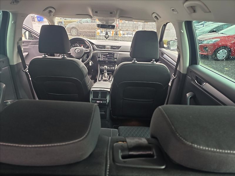 Škoda Superb III 2,0TDi 1KW DSG STYLE - fotka 33 z 51