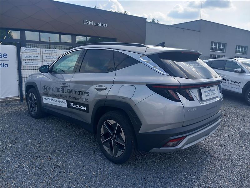 Hyundai Tucson 1,6 T-GDI MT 2WD PREMIUM - fotka 6 z 23