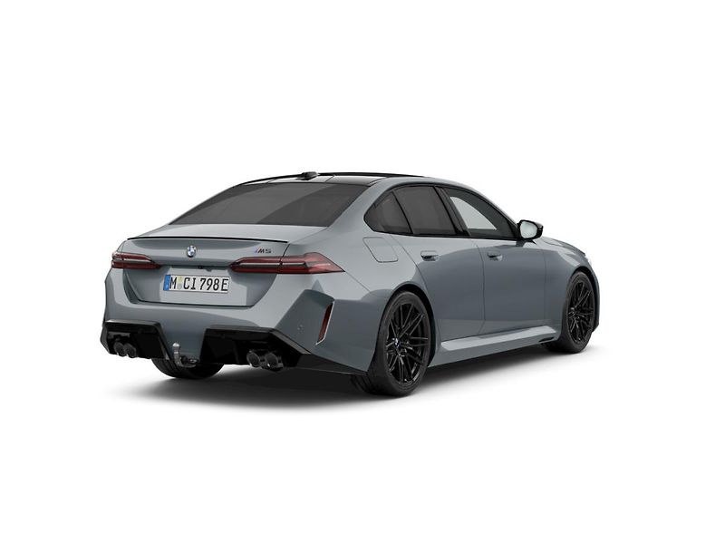 BMW M5 (2026) Sedan - fotka 2 z 10