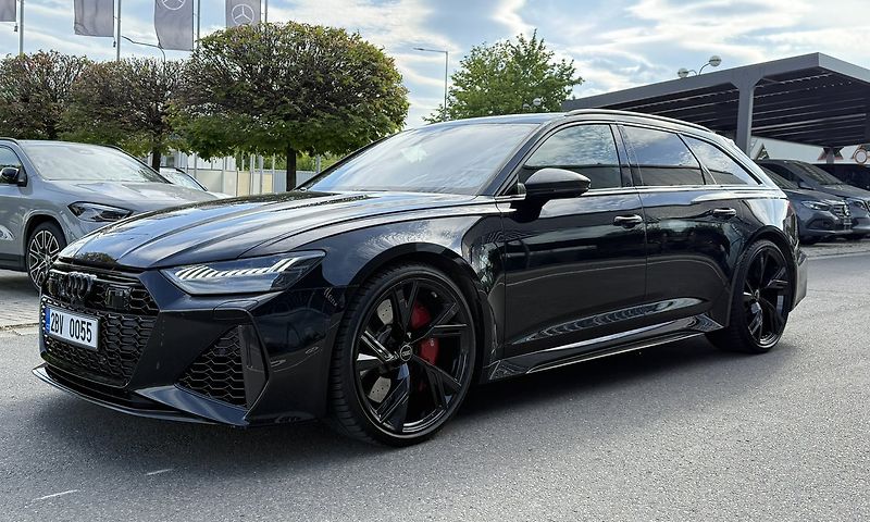 Audi RS 6 (2022) Avant TFSI 441 kW quattro - fotka 4 z 53