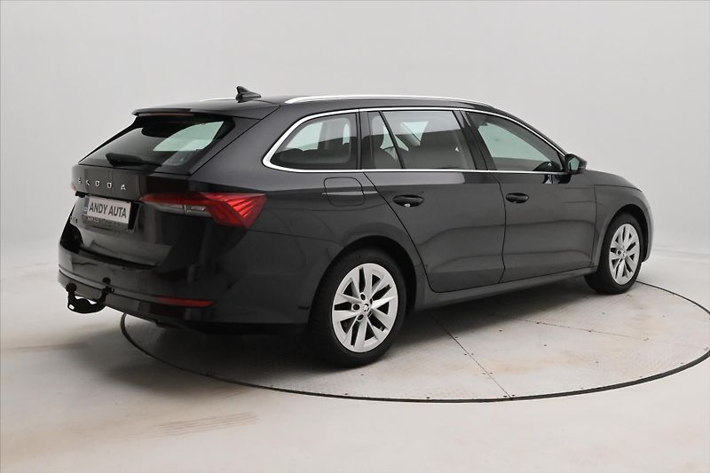 Škoda Octavia 2,0 TDI 110 kW DSG MATRIX LED - fotka 5 z 33