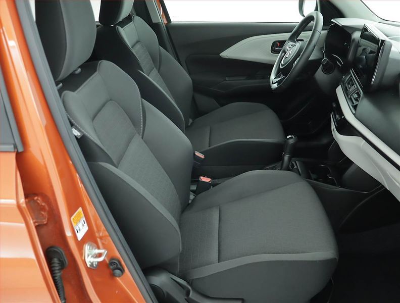 Suzuki Swift (2025) 1.2, Serv.kniha, Navi - fotka 9 z 16