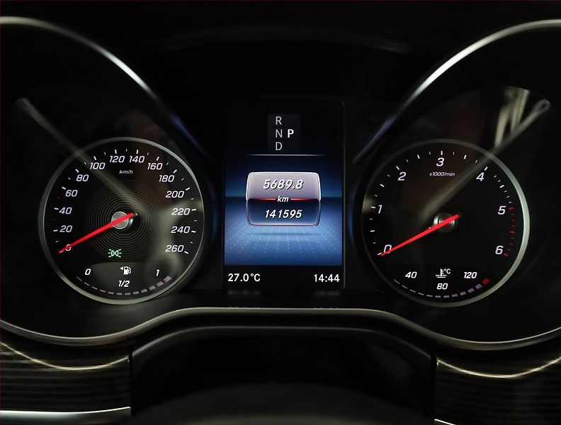 Mercedes-Benz Třídy V (2021) 300 d, ČR, DPH - fotka 9 z 21