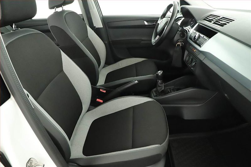 Škoda Fabia (2015) 1.2 TSI - fotka 7 z 12