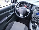 Ford Focus (2010) 1.6 TDCi, po STK, Klima - náhled 7