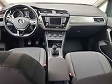 Volkswagen Touran (2016) 1.6TDi, Navi, AC - náhled 8