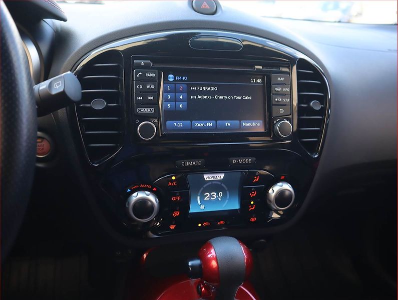 Nissan Juke (2018) 1.6 i, Automat, Serv.kniha - fotka 12 z 19