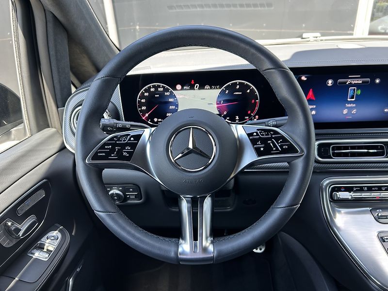 Mercedes-Benz Třídy V V 300d 4MATIC EXCLUSIVE L AMG - fotka 11 z 37