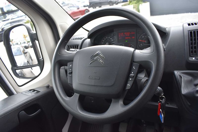 Citroën Jumper 2.2 BHDi 103kW L2H2*DPH*ČR 1.M - fotka 13 z 22