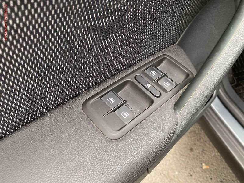 Škoda Yeti (2012) 1.4 TSi, Ambition - fotka 13 z 17