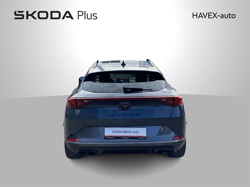 Cupra Formentor (2024) 1.5 TSI DSG - fotka 44 z 44