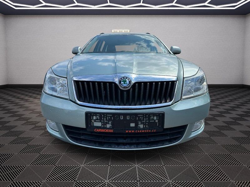 Škoda Octavia (2010) 1.4Tsi 90kw - fotka 2 z 28