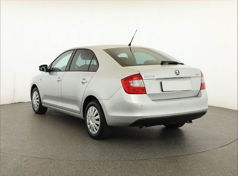 Škoda Rapid (2014) 1.2 TSI, po STK, plně pojízdný - fotka 4 z 17