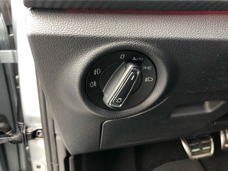 Škoda Kamiq 1.0 TSi DSG 7st. MONTE CARLO - fotka 16 z 30
