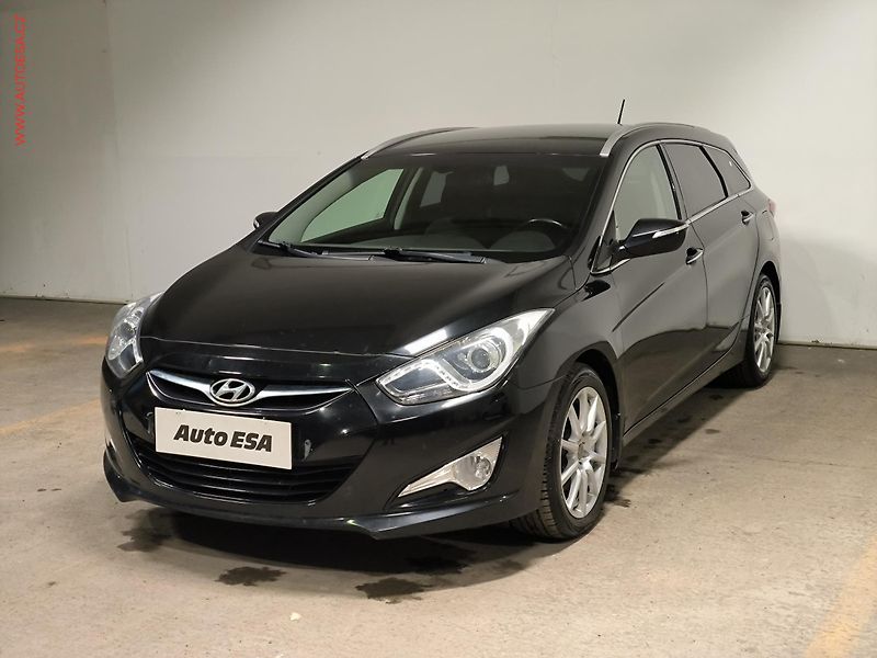 Hyundai i40 (2013) 1.7CRDi, ČR, AT, navi, xenon - fotka 3 z 17