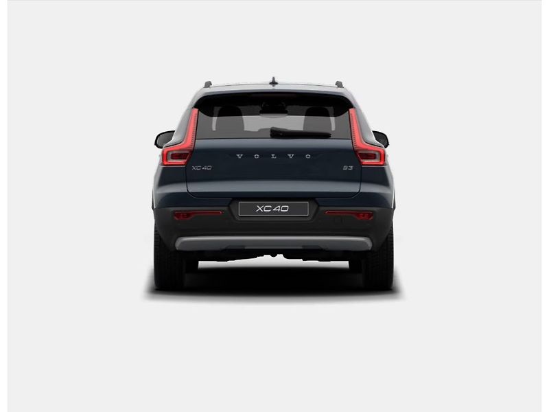Volvo XC40 CORE B3 120kW - fotka 4 z 10