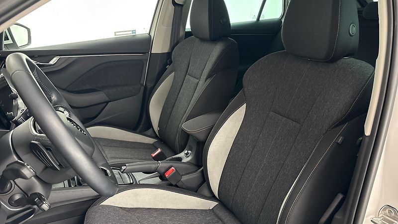 Škoda Scala 1.0 TSI DSG Style - fotka 15 z 28