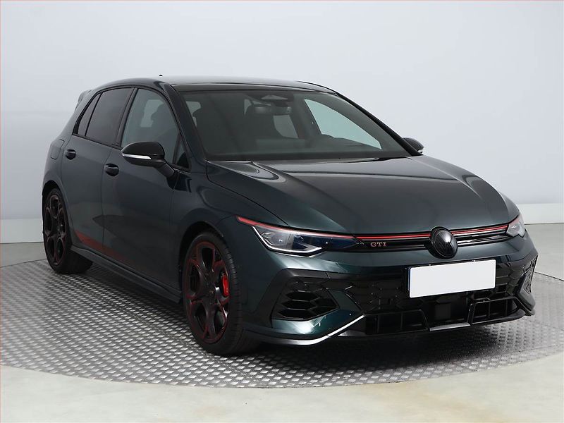 Volkswagen Golf (2026) 2.0 GTI Edition 50 - fotka 1 z 25