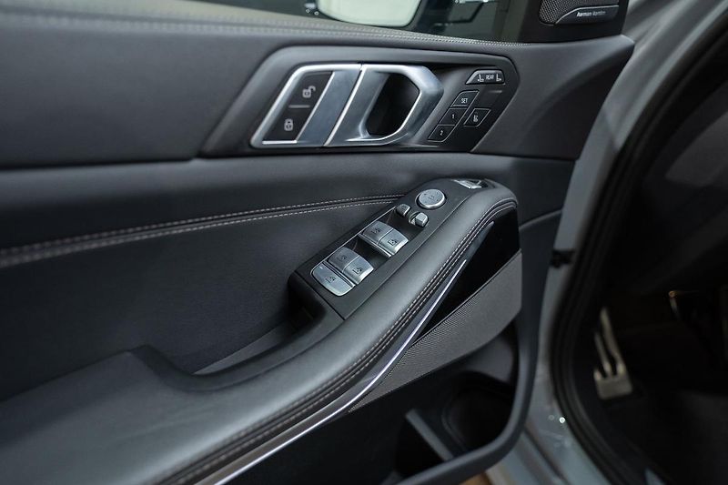 BMW X7 xDrive40i M Sport 280 kW - fotka 31 z 47