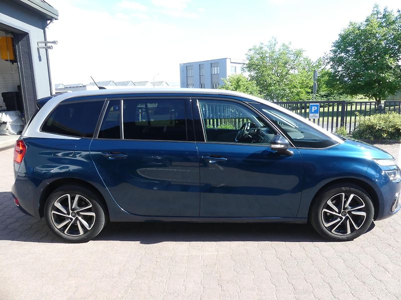 Citroën Grand C4 SpaceTourer (2022) 2,0 BlueHDi EAT8 - fotka 4 z 19