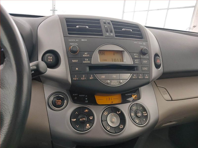 Toyota RAV4 (2008) 2.2 D-CAT, 4X4, Serv.kniha - fotka 11 z 20