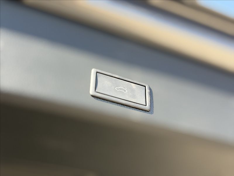 Seat Ateca TSI 81kW LED TAŽNÉ 30tKm - fotka 22 z 26