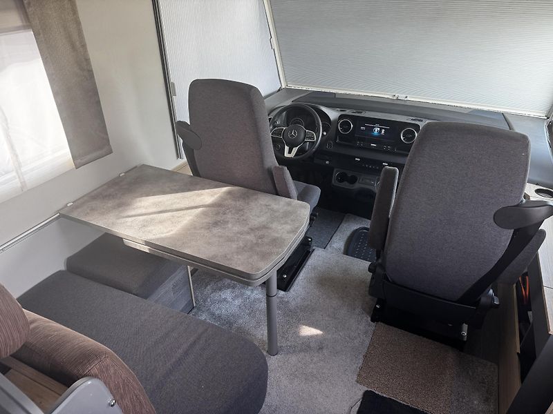 Frankia (2024) MI7 Neo GDK, MB 2,0l/170HP - fotka 24 z 50