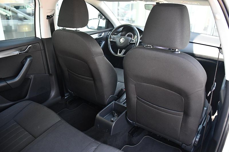 Škoda Octavia 1.5TSi 110kW DSG NAV KESSY - fotka 15 z 52