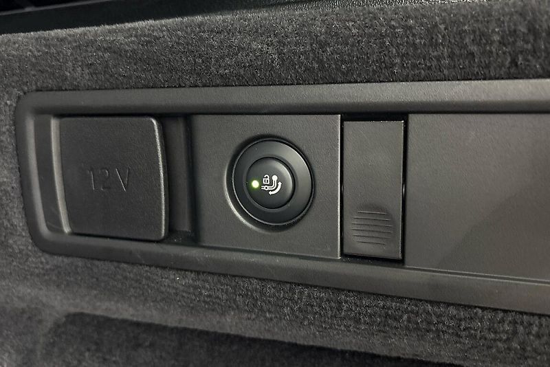 BMW X5 xDrive40d - fotka 12 z 27
